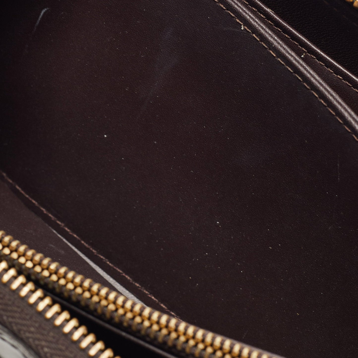 LOUIS VUITTON Amarante Monogram Vernis Zippy Wallet