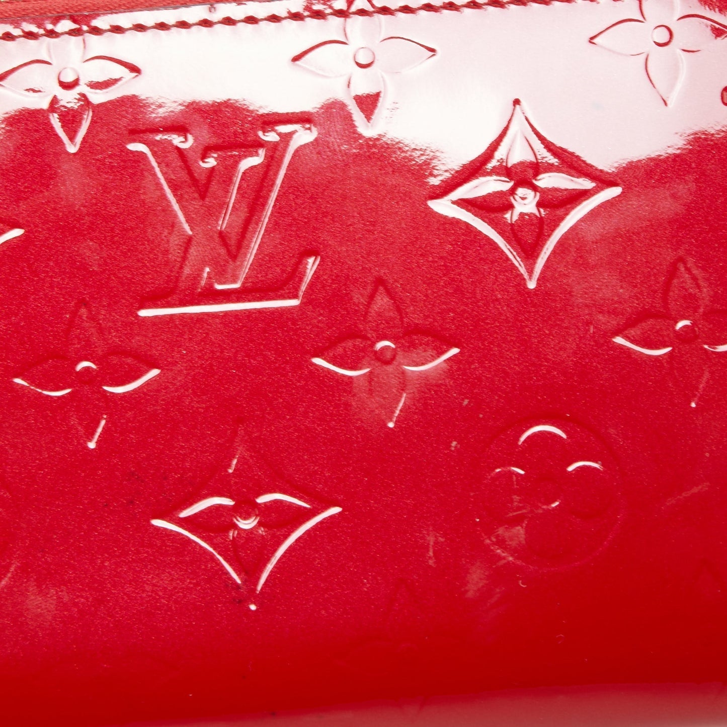 LOUIS VUITTON Cerise Monogram Vernis Zippy Wallet