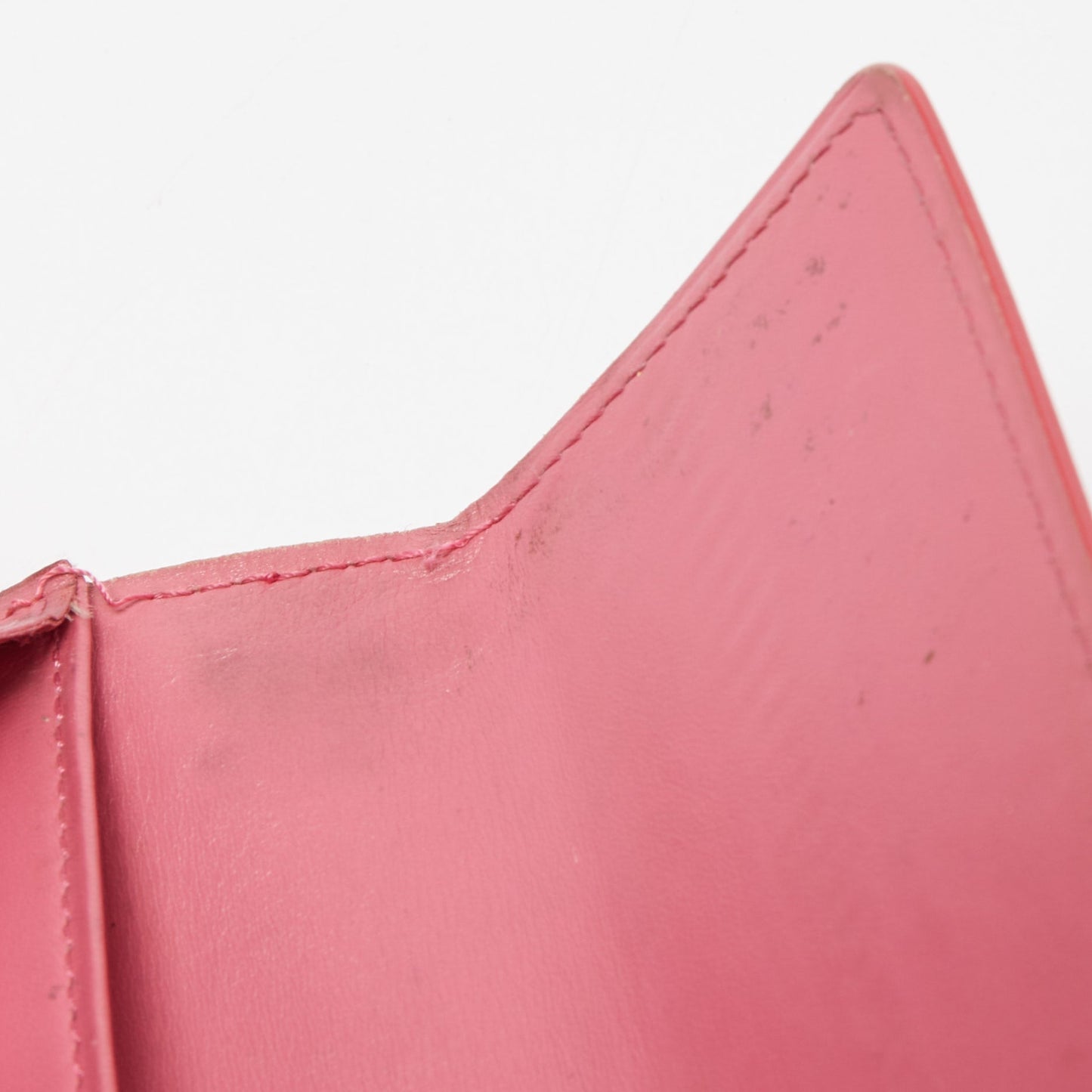 LOUIS VUITTON Framboise Monogram Vernis Sarah Wallet