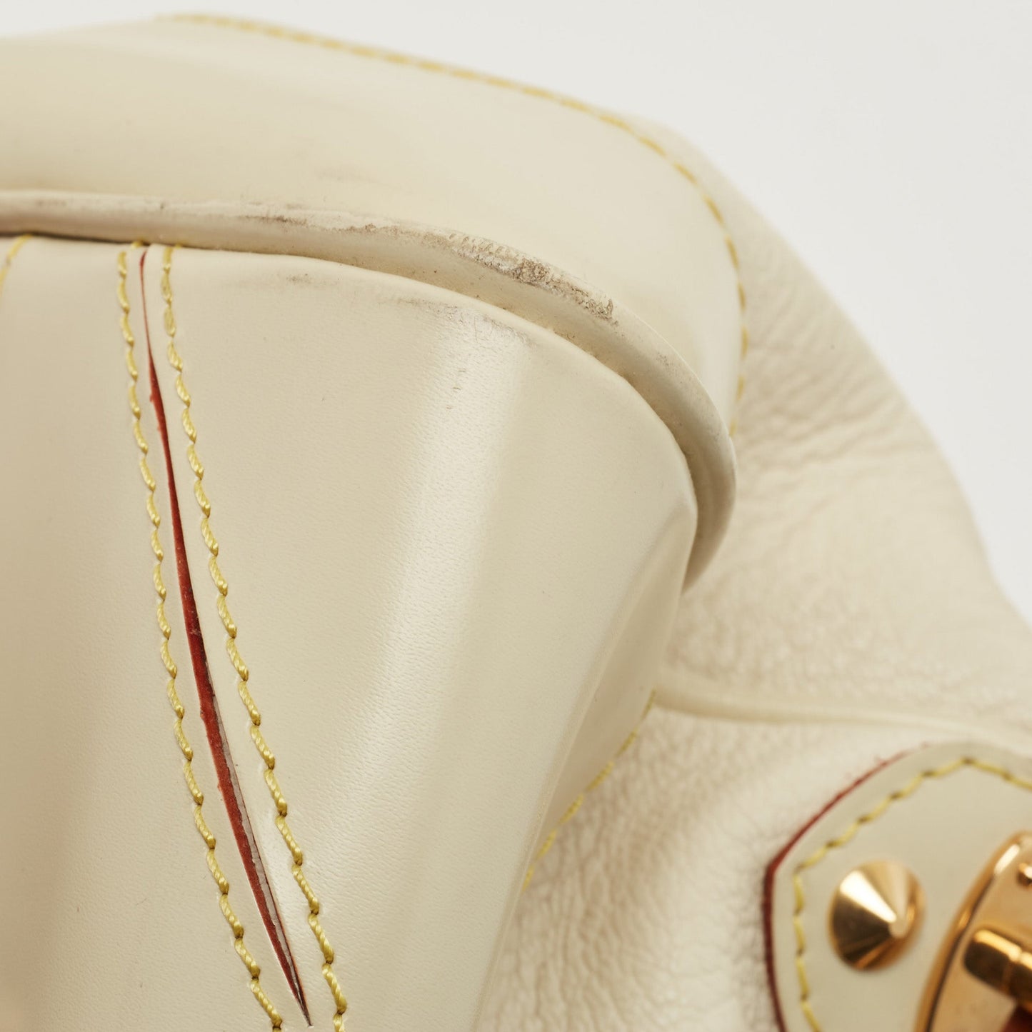 LOUIS VUITTON Cream/Off White Suhali Leather Le Radieux Bag