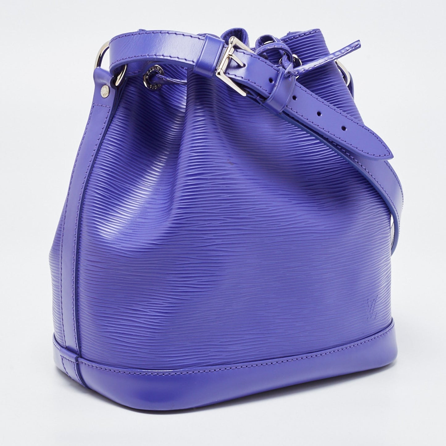 LOUIS VUITTON Figue Epi Leather Neonoe Bag