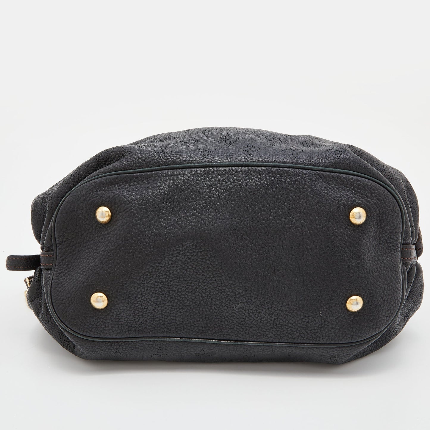 LOUIS VUITTON Black Monogram Mahina Leather L Bag