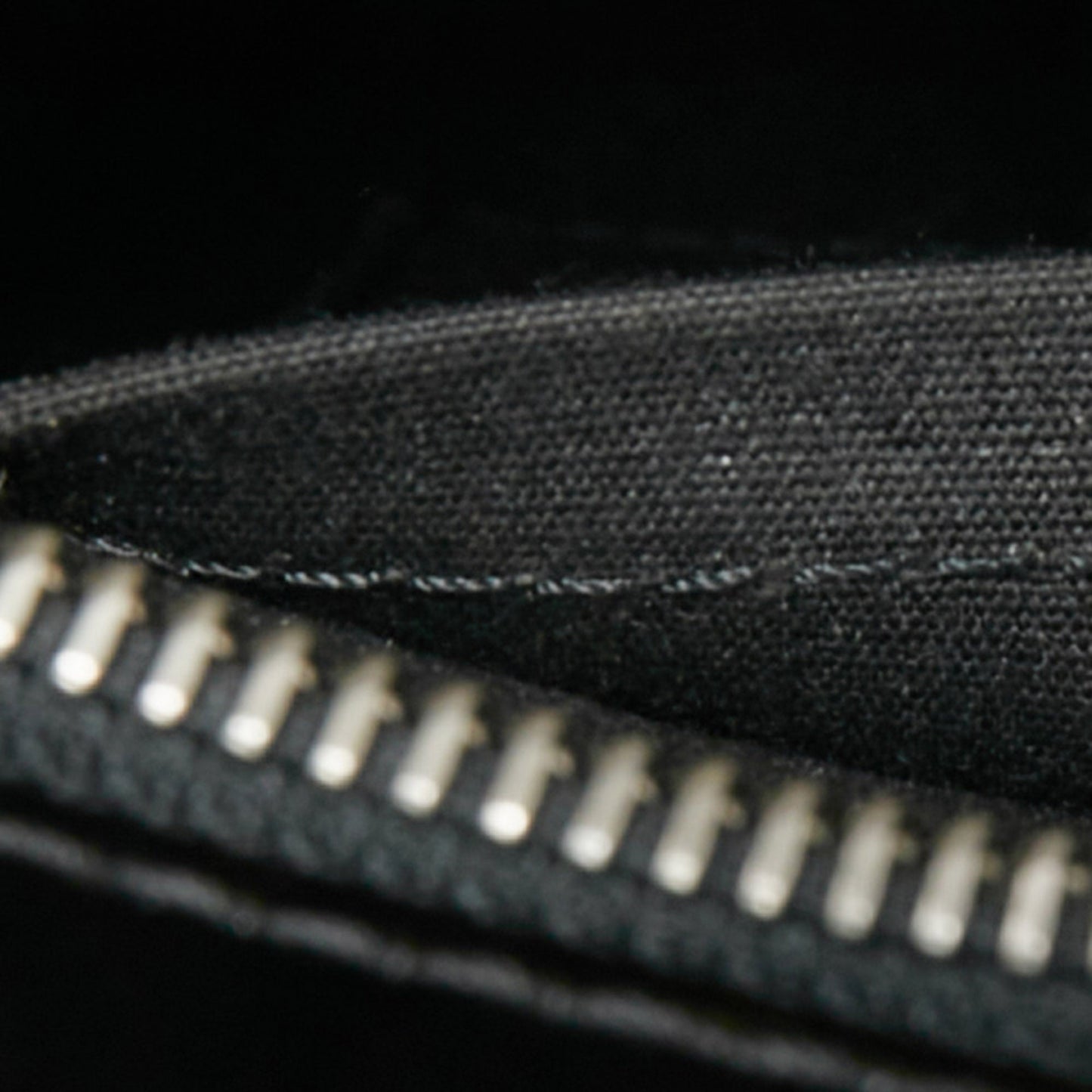LOUIS VUITTON Black Electric Epi Leather Brea GM Bag