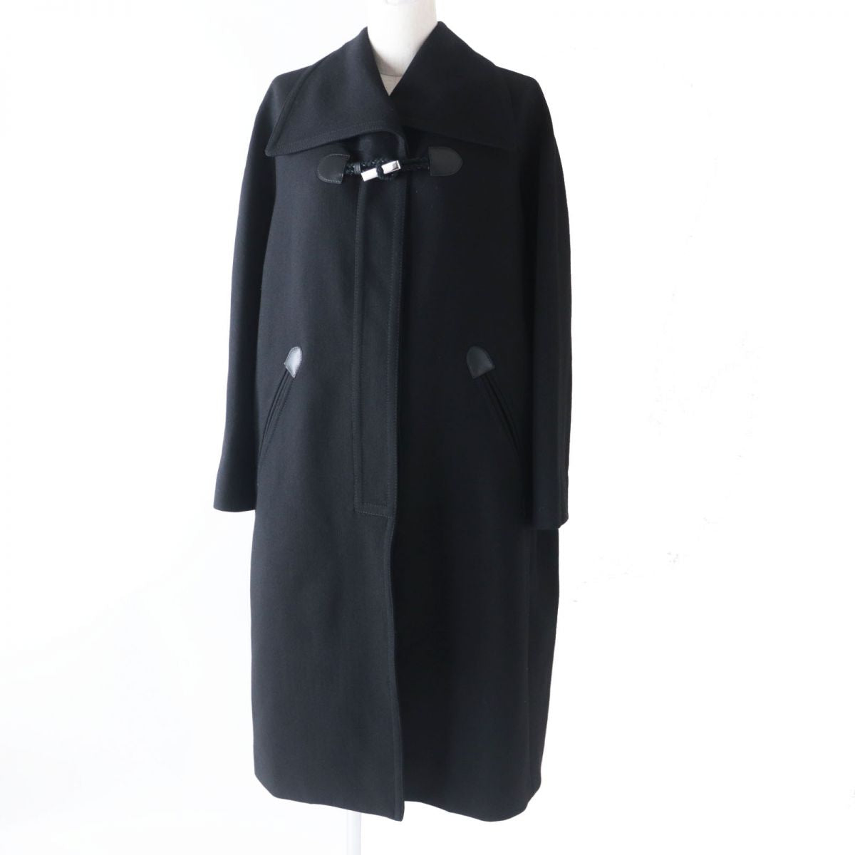 HERMES Duffel coat Outer: 100% wool, Part: Leather, Lining: 65% rayon, Lining: 35% silk, Part: 65% polyester, Part: 35% cotton, Lamb leather black Women 42 Used