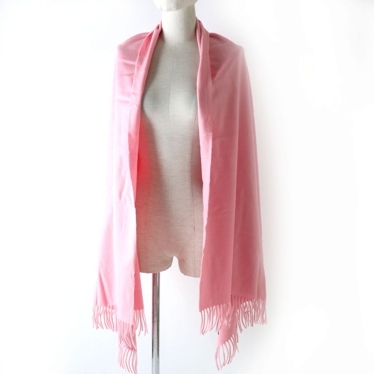 HERMES Stall Main: 100% cashmere Baby pink Women Used