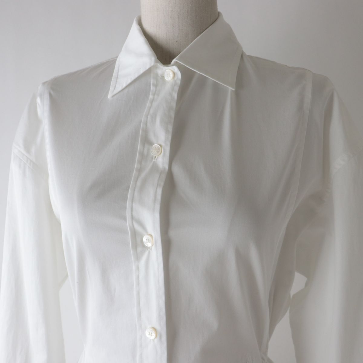 HERMES Long sleeve shirt Main: 100% cotton, Part: 100% polyester white Women 34 Used