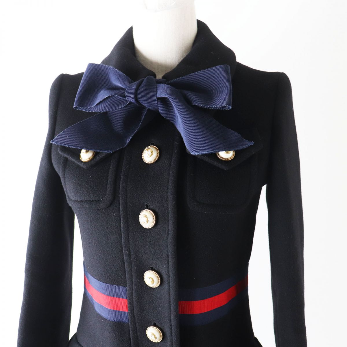 GUCCI coat Outer: 100% wool, part: 65% rayon, part: 35% cotton, part: 50% cotton, part: 50% rayon Black x Navy x Red Women 36 Used