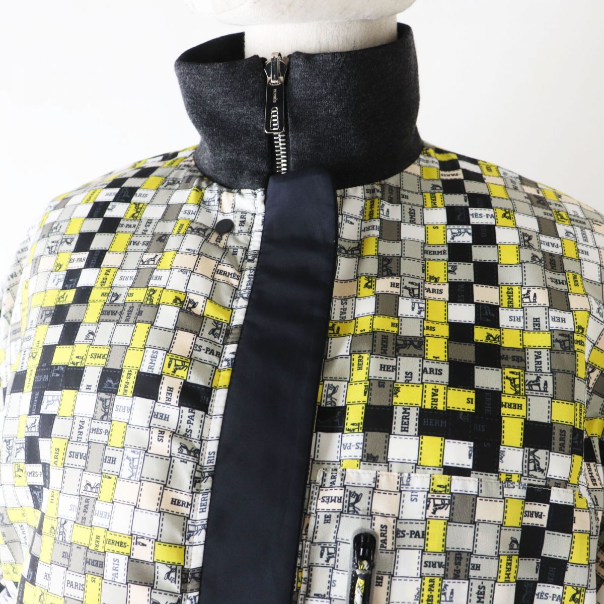 HERMES Down jacket polyester Multi x Black (Bordeaux Pattern x Solid Color) 34