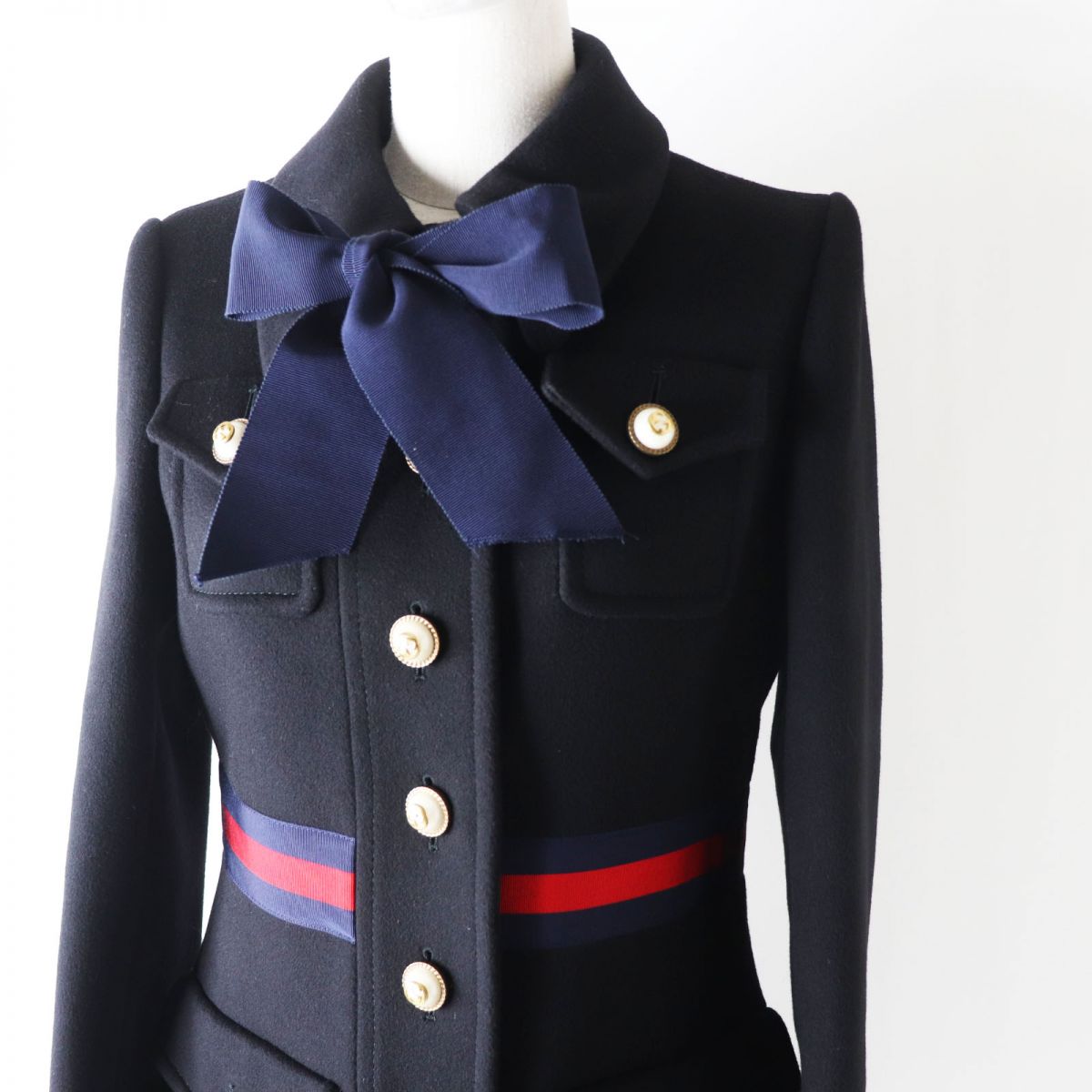 GUCCI coat Outer: 100% wool, part: 58% viscose (rayon), part: 38% cotton, part: 4% polyester, part: 50% cotton black Women 40 Used