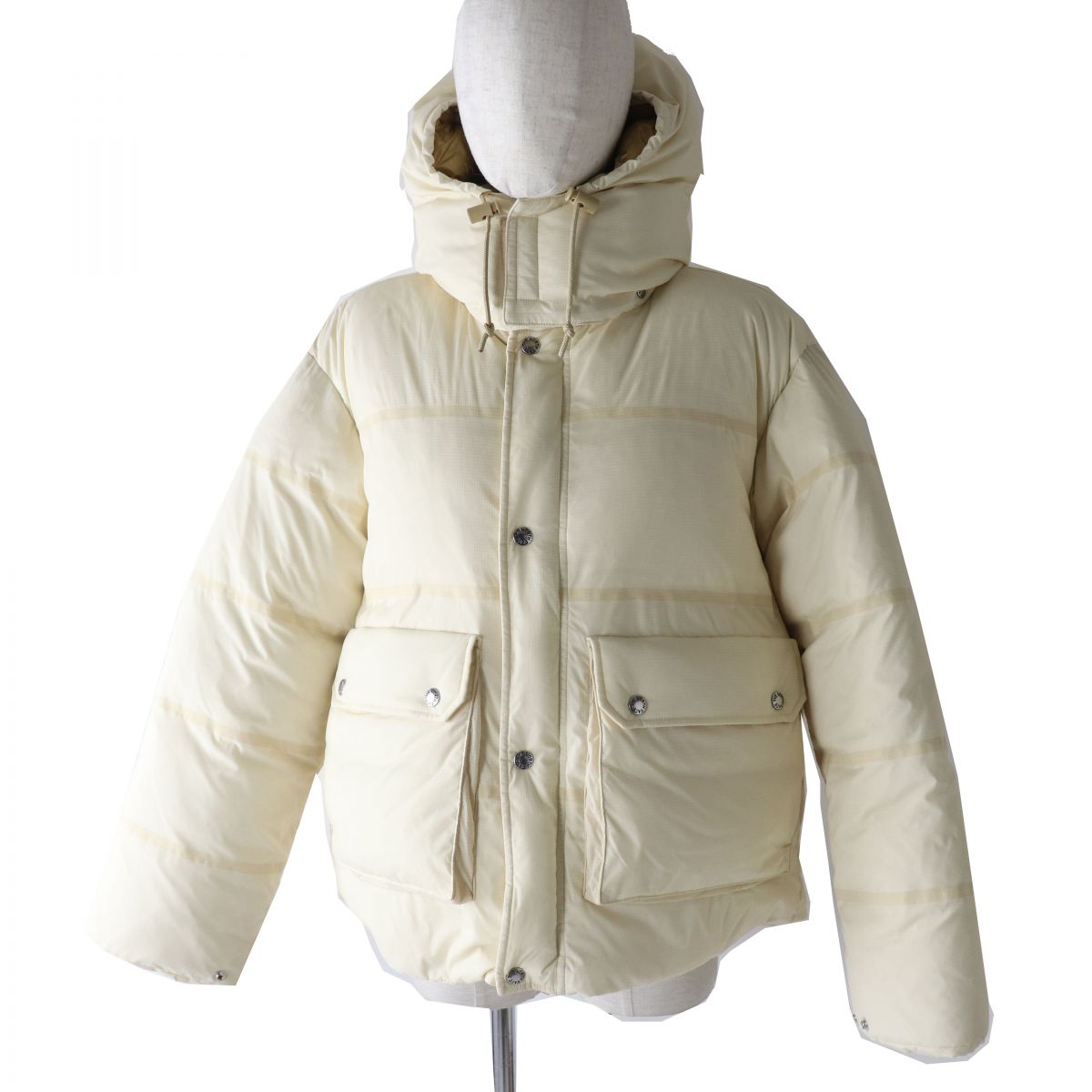 GUCCI Down jacket Outer: 100% polyester, Lining: 100% polyester, Filling: 80% down, Filling: 20% feather Ivorytype Women XXS Used