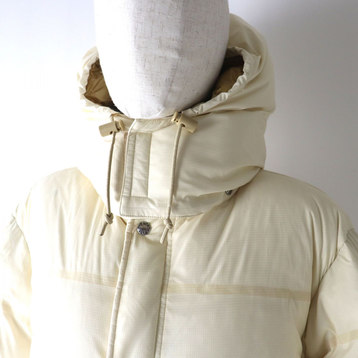 GUCCI Down jacket Outer: 100% polyester, Lining: 100% polyester, Filling: 80% down, Filling: 20% feather Ivorytype Women XXS Used