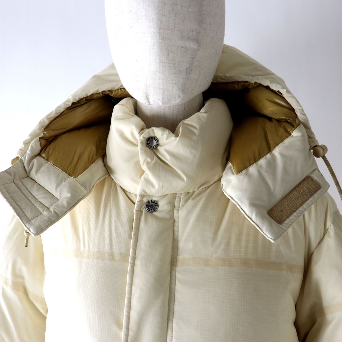 GUCCI Down jacket Outer: 100% polyester, Lining: 100% polyester, Filling: 80% down, Filling: 20% feather Ivorytype Women XXS Used