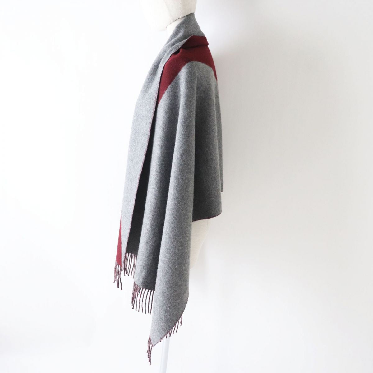 HERMES Scarf Main: 100% cashmere Red Women Used