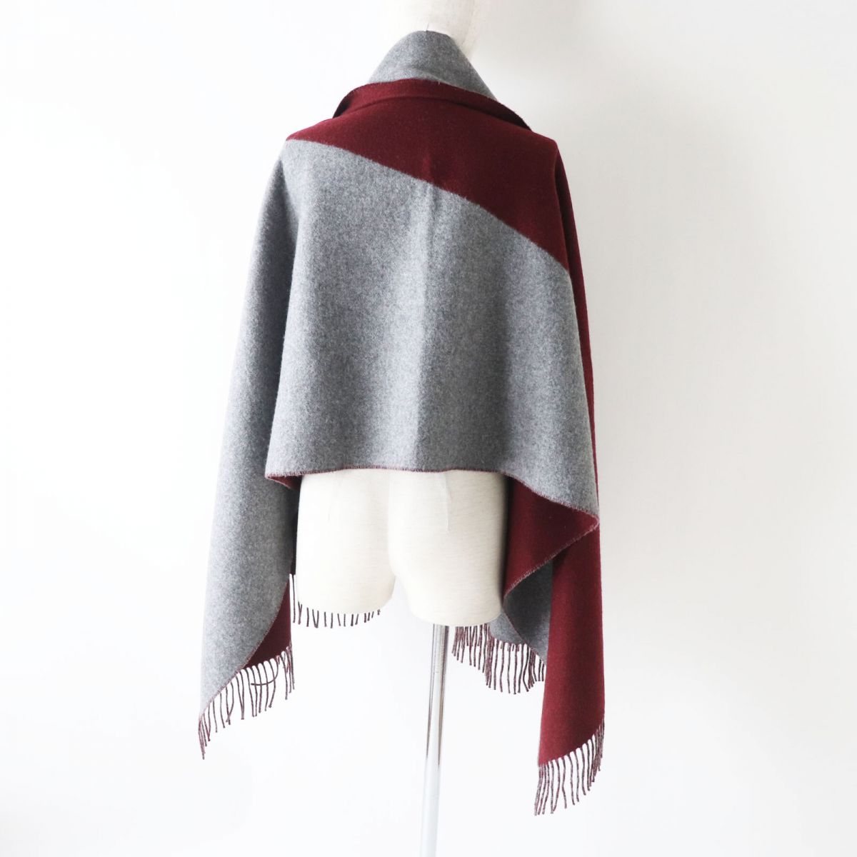 HERMES Scarf Main: 100% cashmere Red Women Used