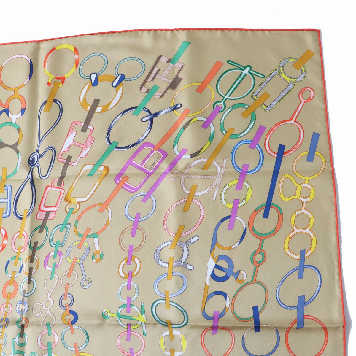 HERMES scarf silk BEIGE DORE/VERT/MU DO RE BOUCLES Carre90