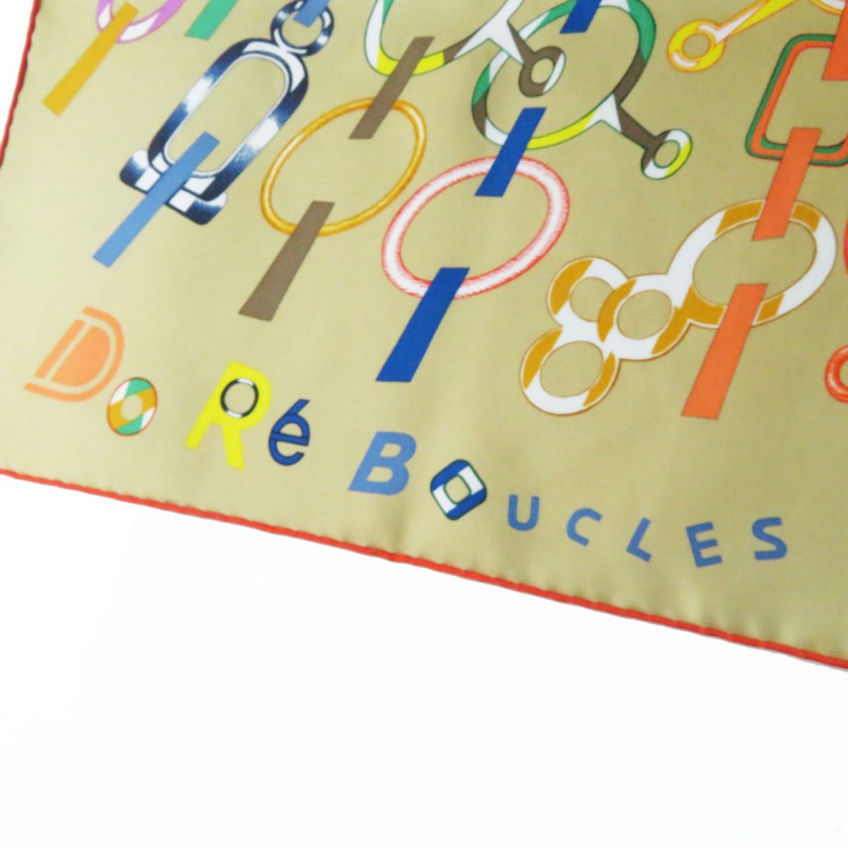 HERMES scarf silk BEIGE DORE/VERT/MU DO RE BOUCLES Carre90