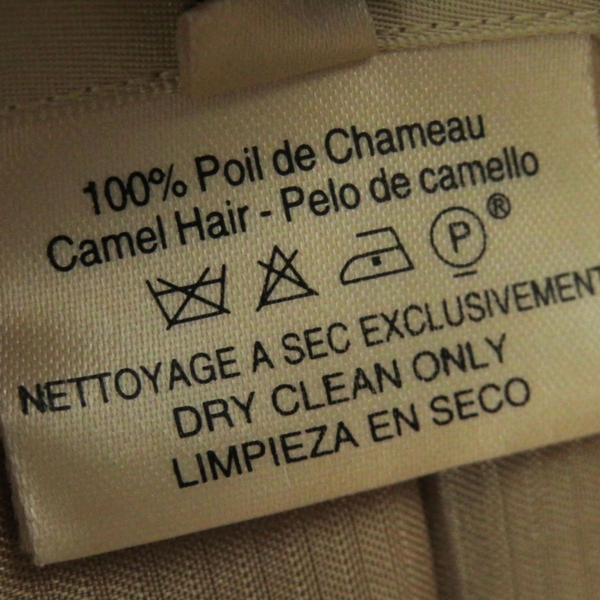 HERMES coat Main: 100% camel, Lining: 100% acetate Camel Women 44 Used