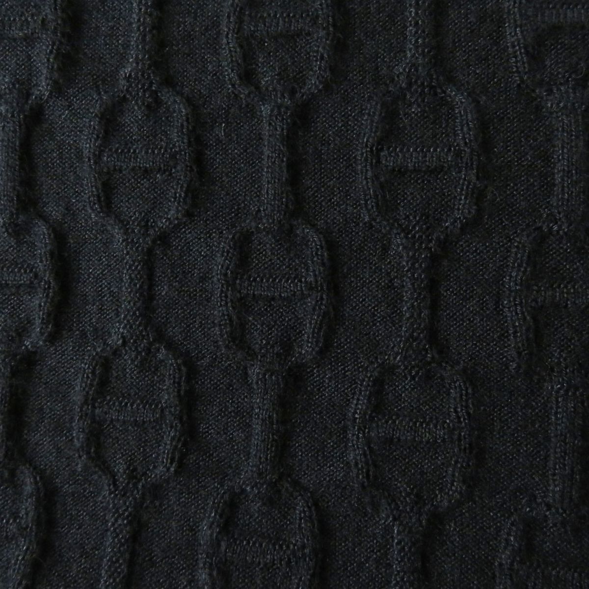 HERMES knit Main: 50% silk, Main: 41% cashmere, Main: 7% nylon, Main: 2% polyurethane black Women 36 Used
