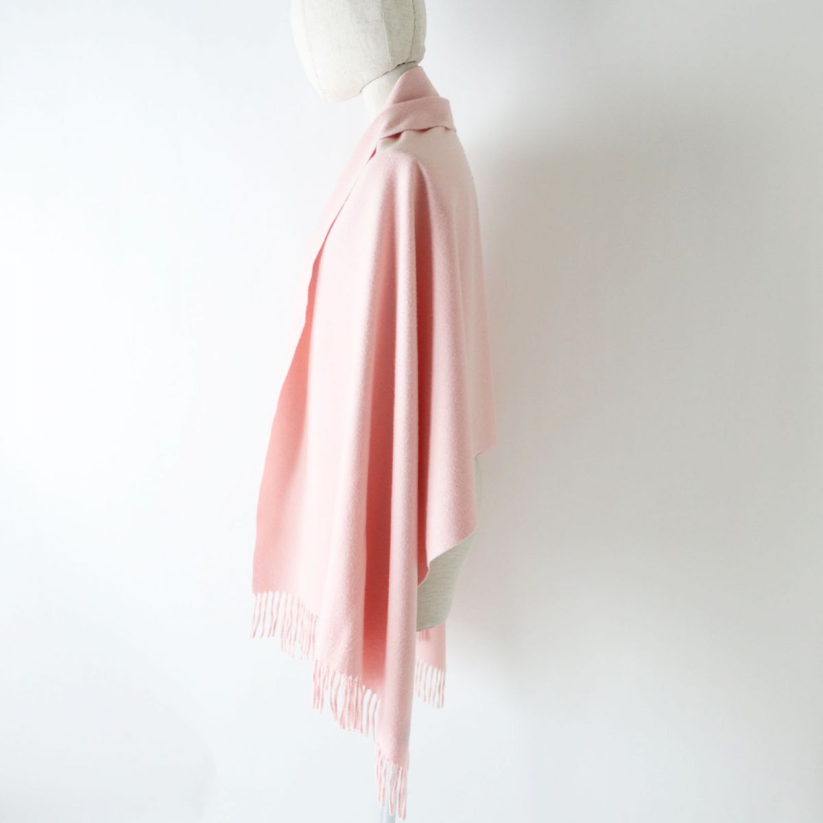 HERMES Stall Main: 100% cashmere Baby pink Women Used