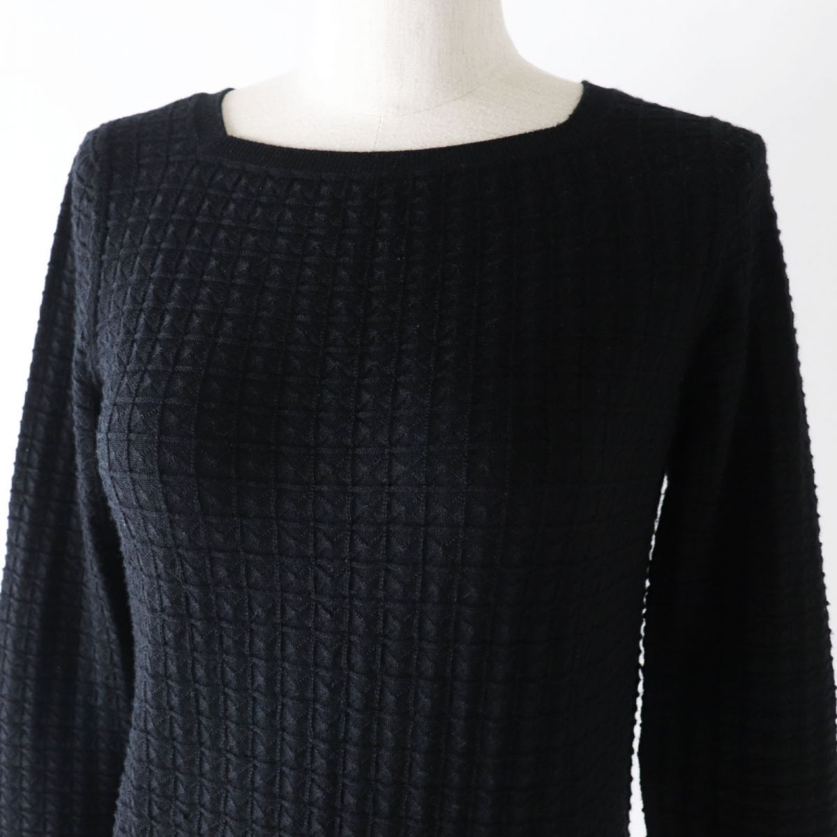HERMES knit Image reference black Women 34 Used