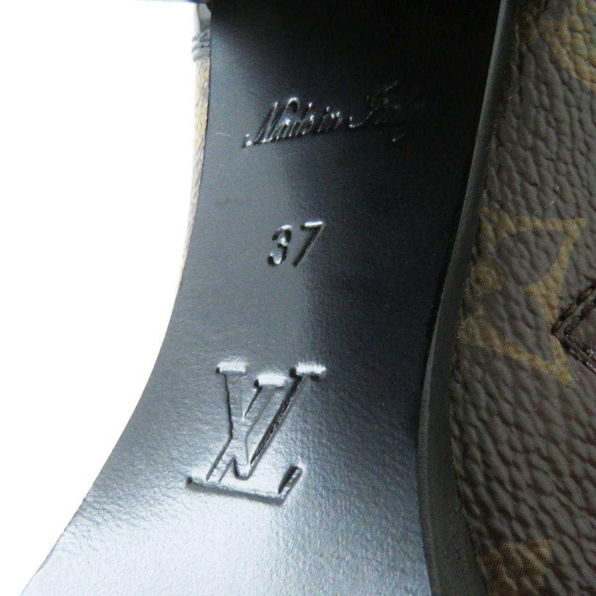 LOUIS VUITTON boots Patent leather Black x Brown (Monogram Pattern) 37