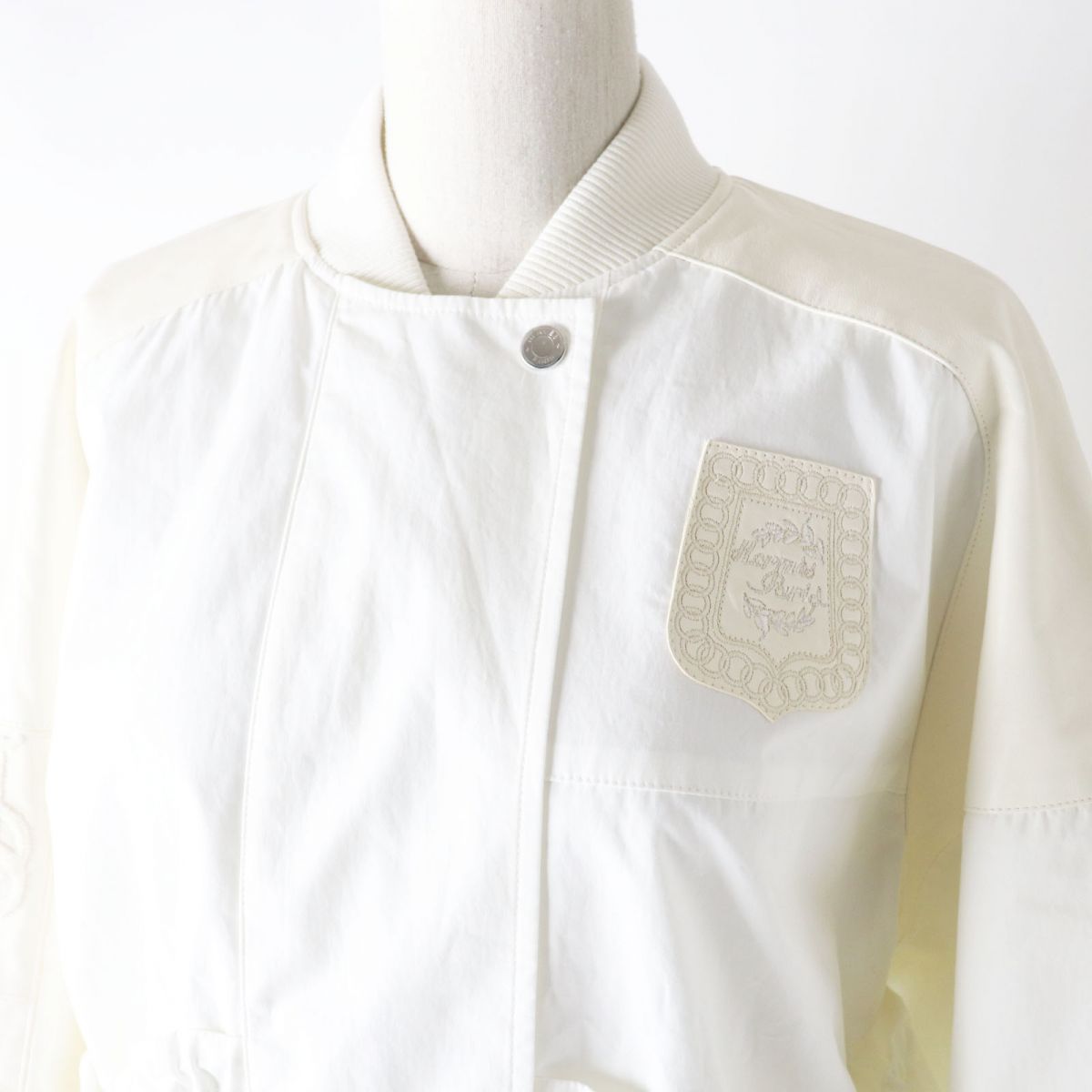 HERMES Blouson Outer: 100% cotton, Leather: Lamb leather, Part: 44% silk, Part: 33% cotton, Part: 21% polyamide (nylon) white Women 38 Used
