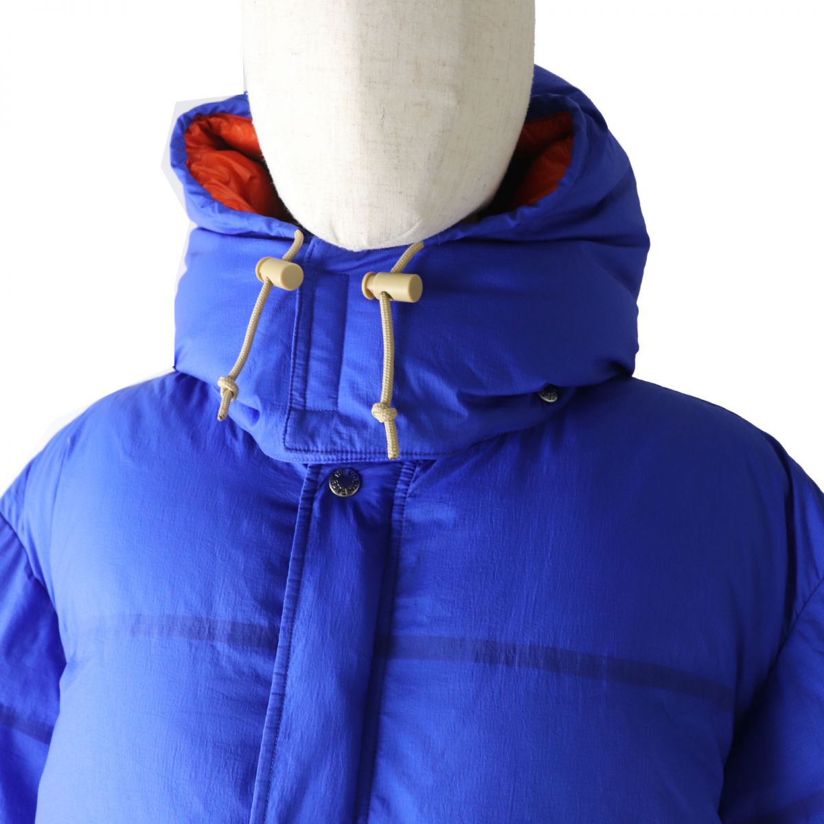 GUCCI Down jacket Outer: 100% nylon, Lining: 100% nylon, Part: polyurethane, Filling: 80% down, Filling: 20% feather, Part: 100% polyester Outer: Blue<br>Lining: Orange Women M Used