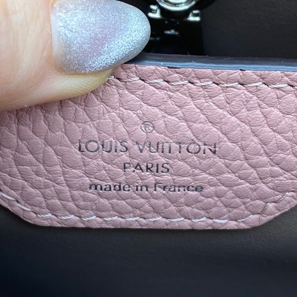 LOUIS VUITTON CAPUCINES PM