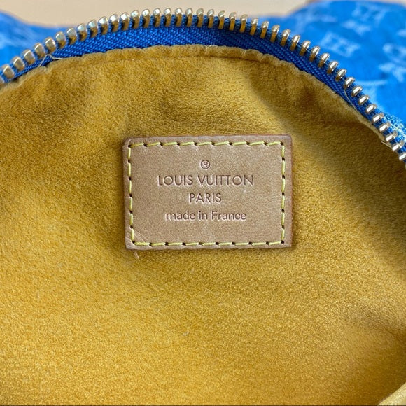 LOUIS VUITTON Denim Monogram Denim Baggy GM Bag