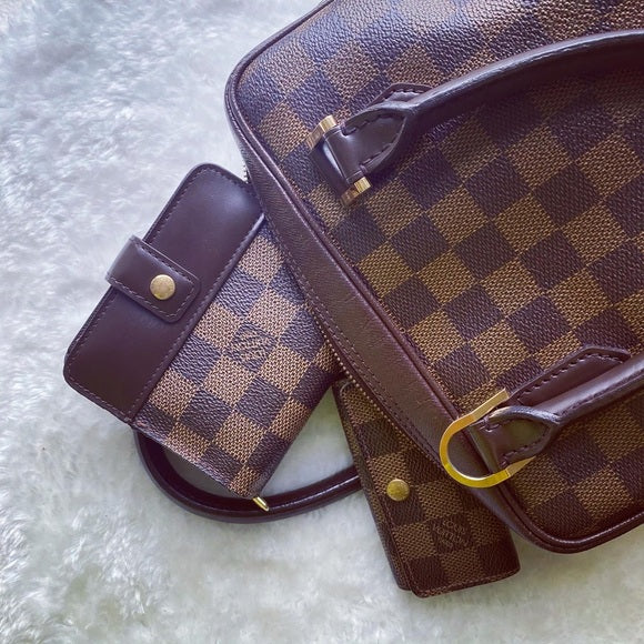LOUIS VUITTON Damier handbag