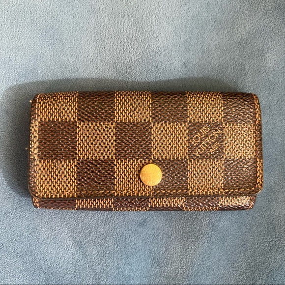 LOUIS VUITTON Damier key holders
