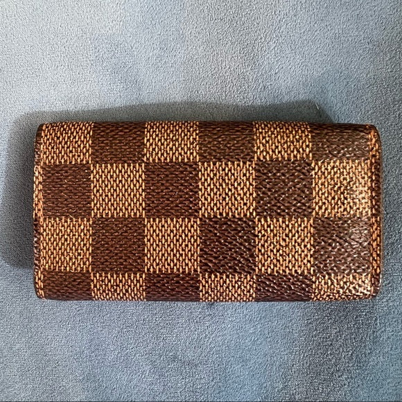 LOUIS VUITTON Damier key holders
