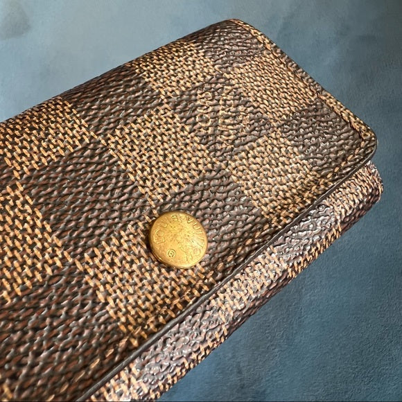 LOUIS VUITTON Damier key holders