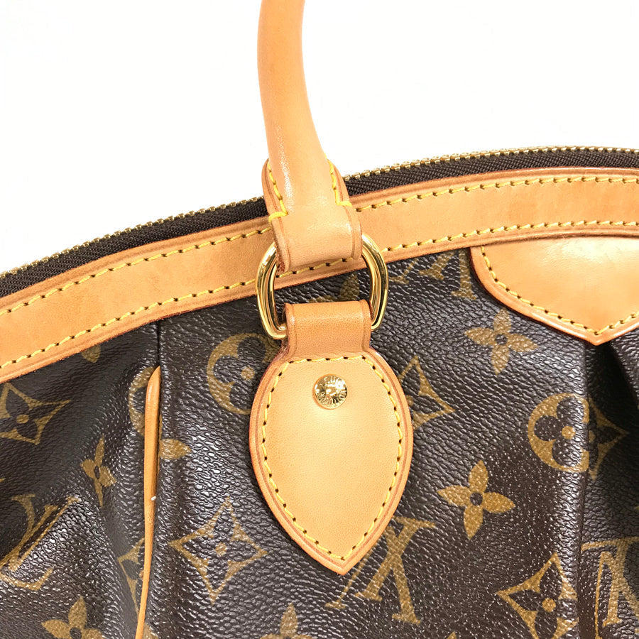 LOUIS VUITTON Handbag