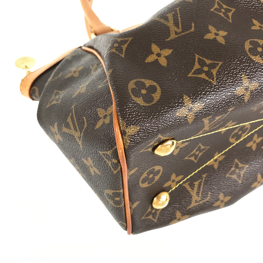LOUIS VUITTON Handbag