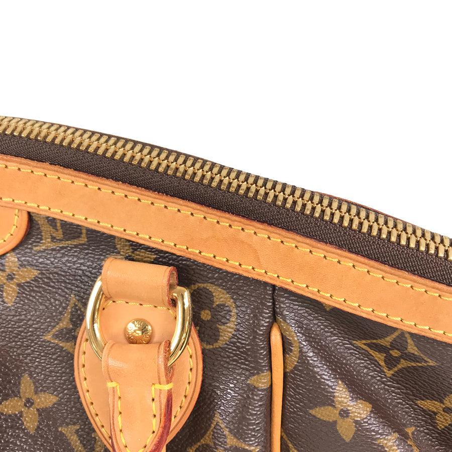 LOUIS VUITTON Handbag
