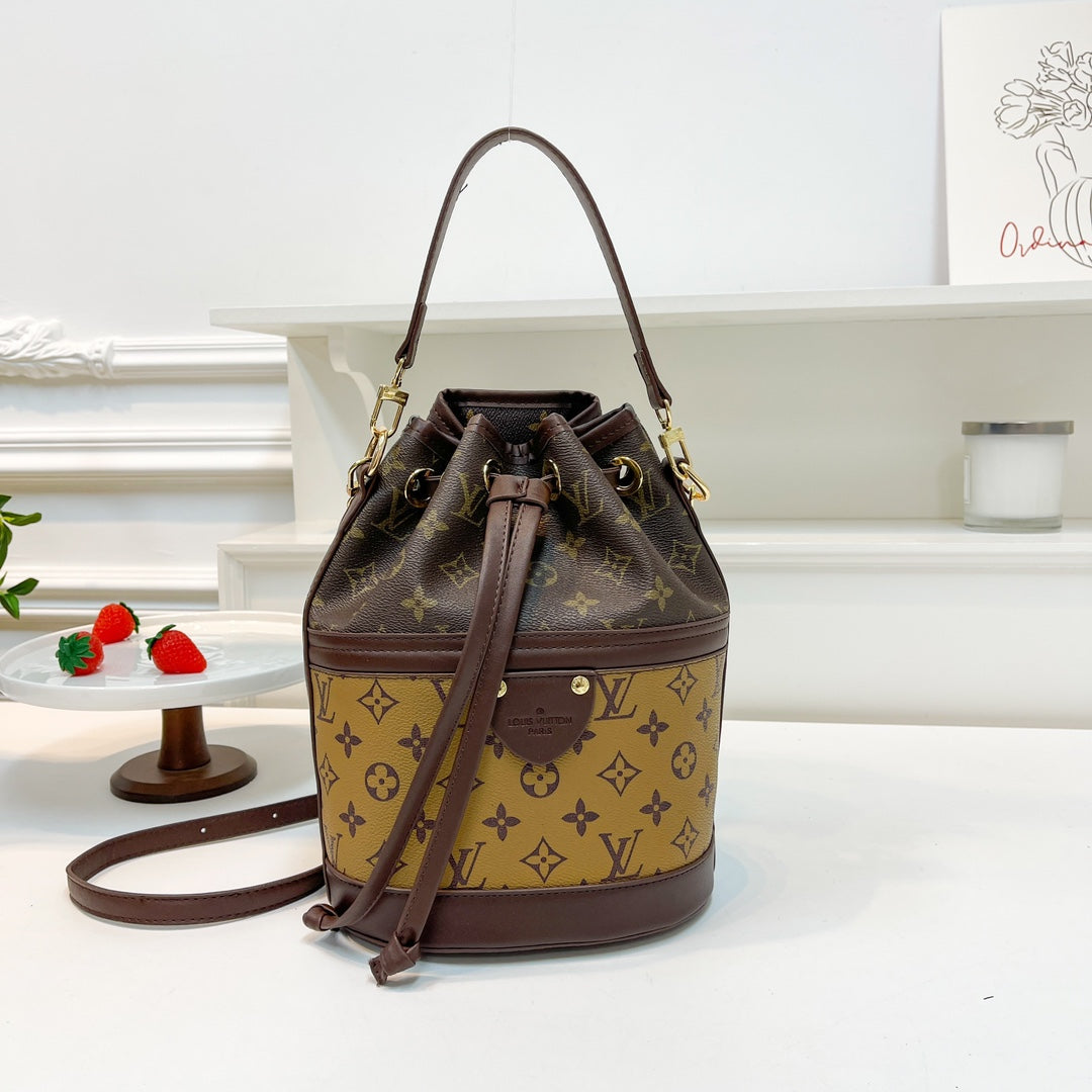 Louis vuitton handbag
