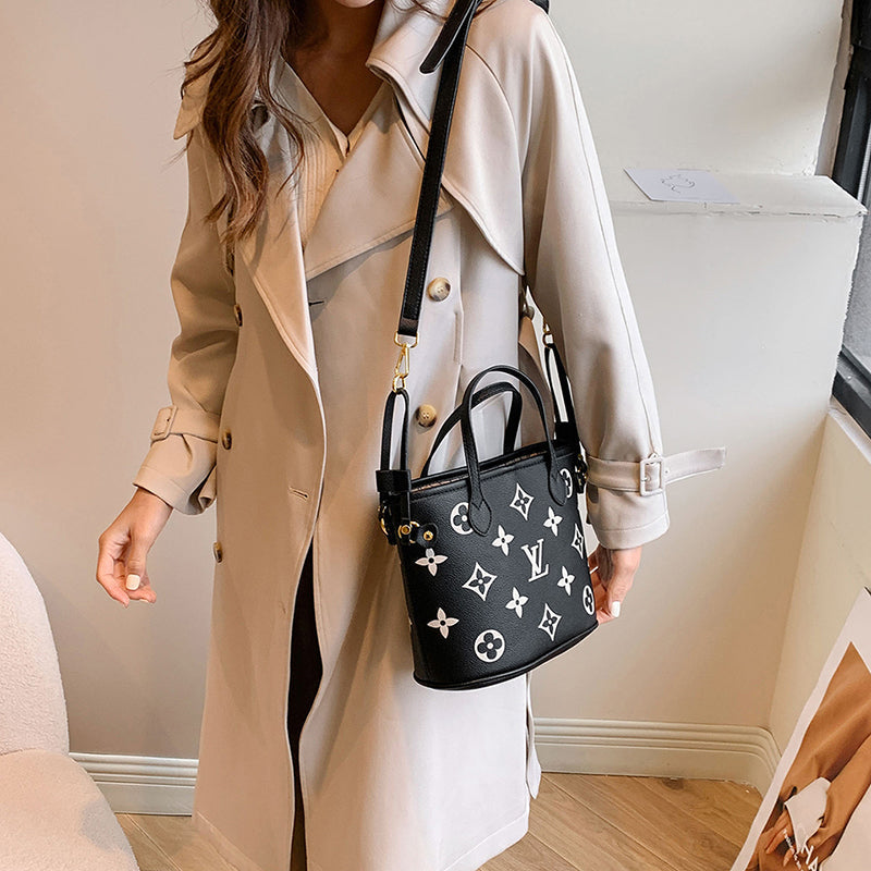 Louis vuitton handbag ( Neverfull)