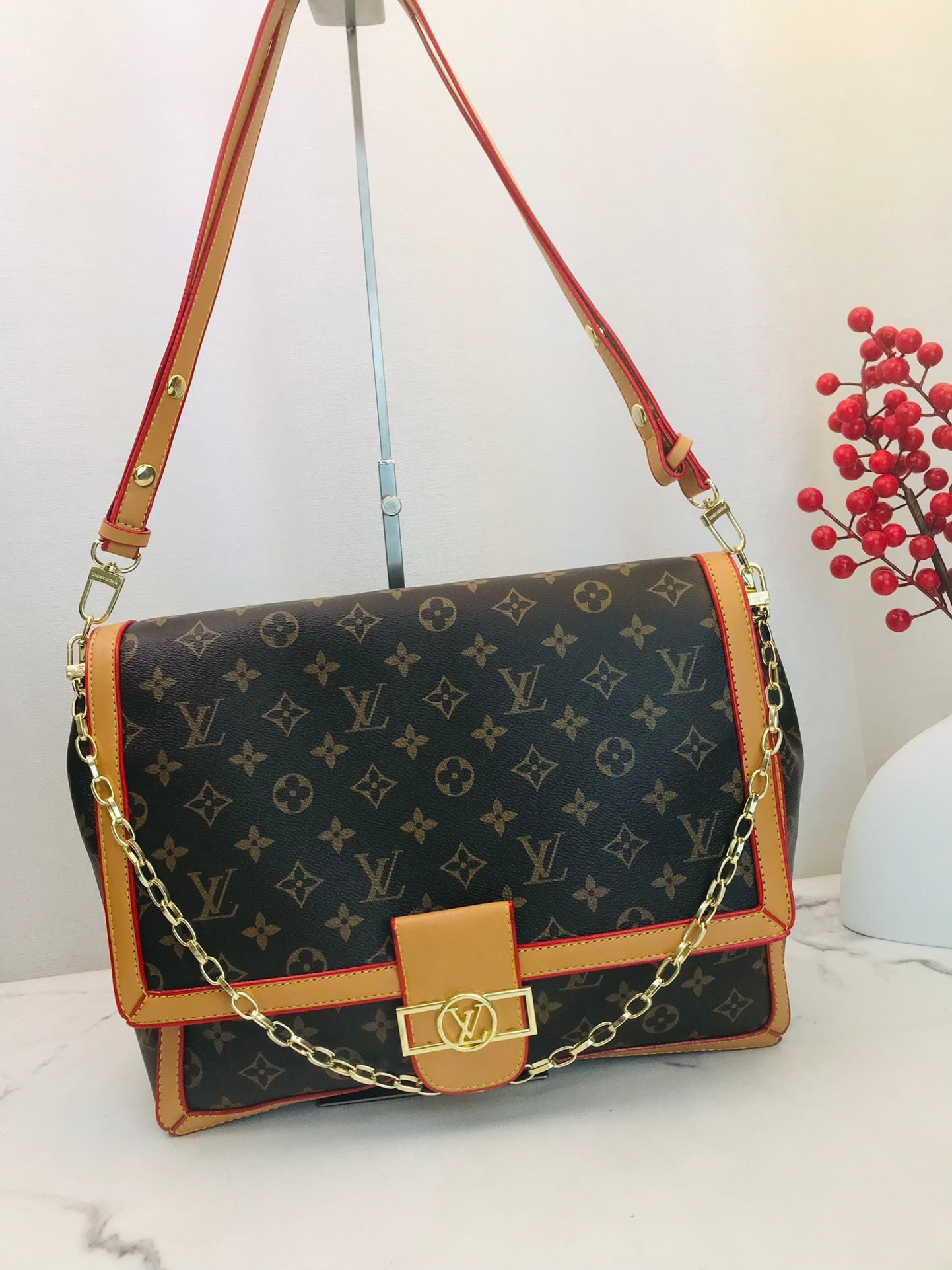 Louis vuitton handbag