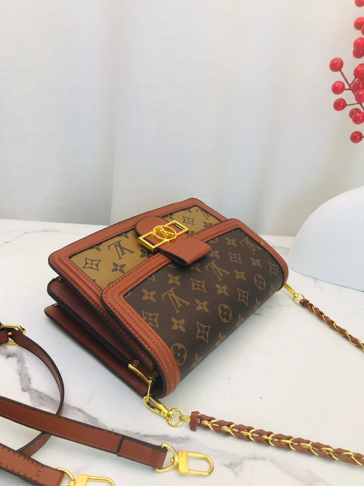 Louis vuitton handbag