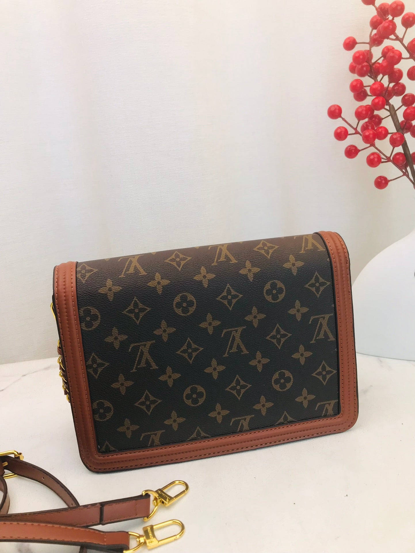 Louis vuitton handbag