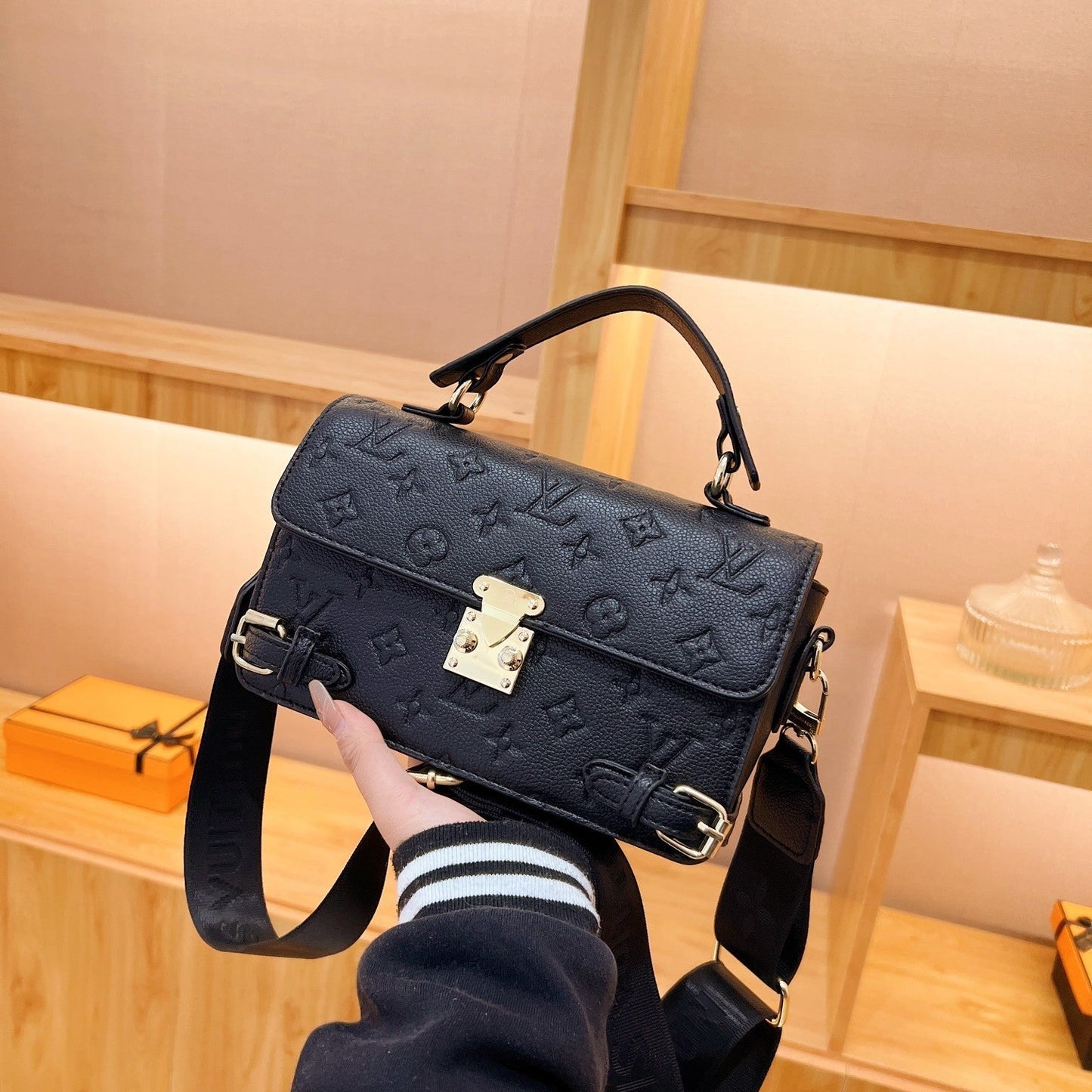 Louis vuitton handbag