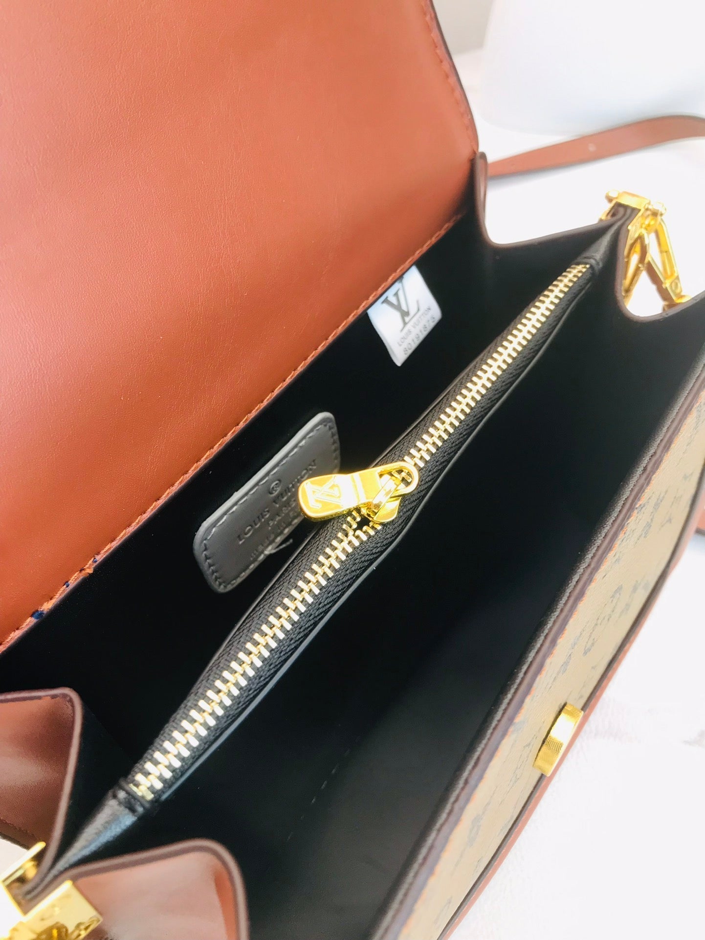 Louis vuitton handbag