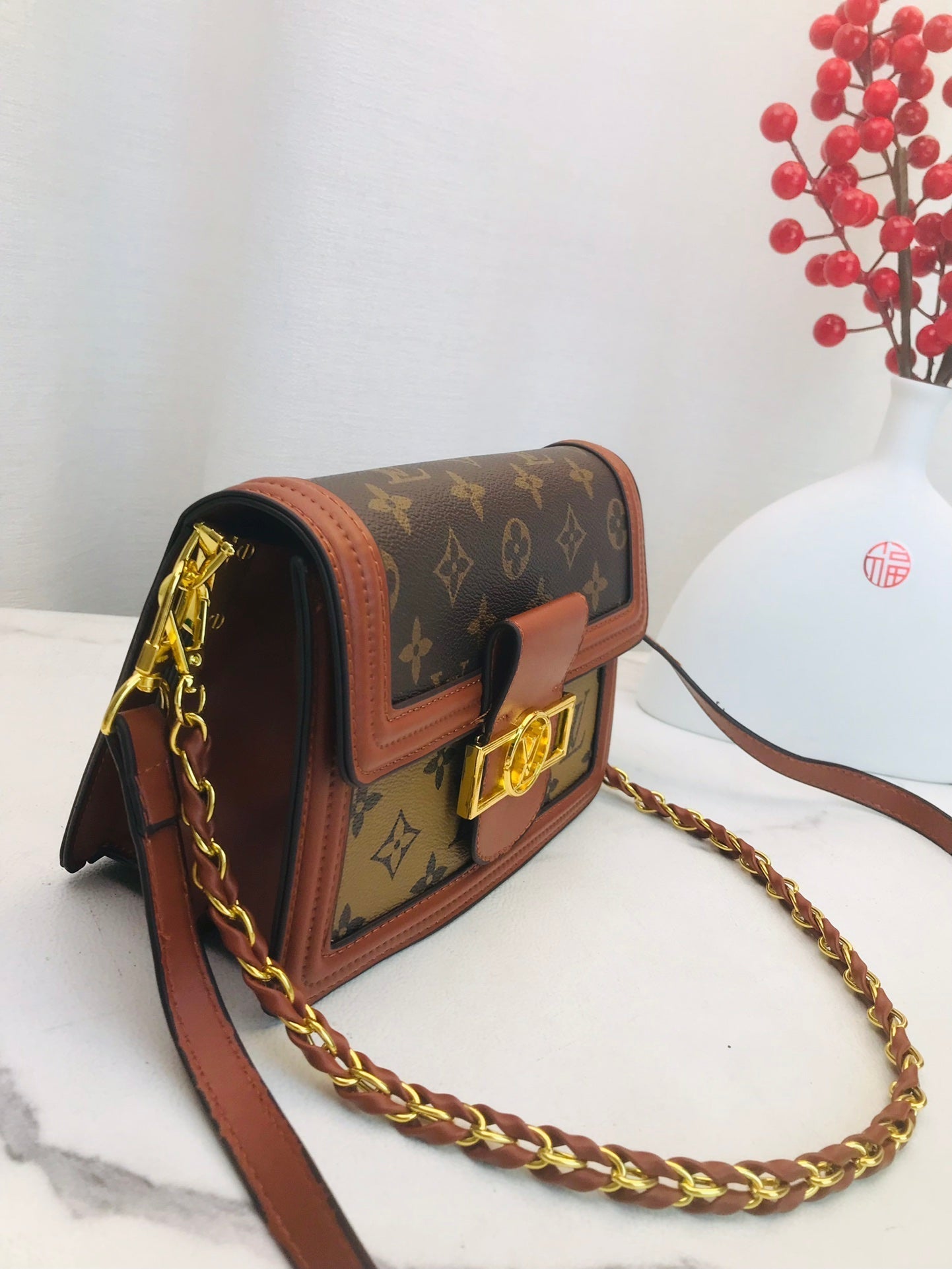 Louis vuitton handbag