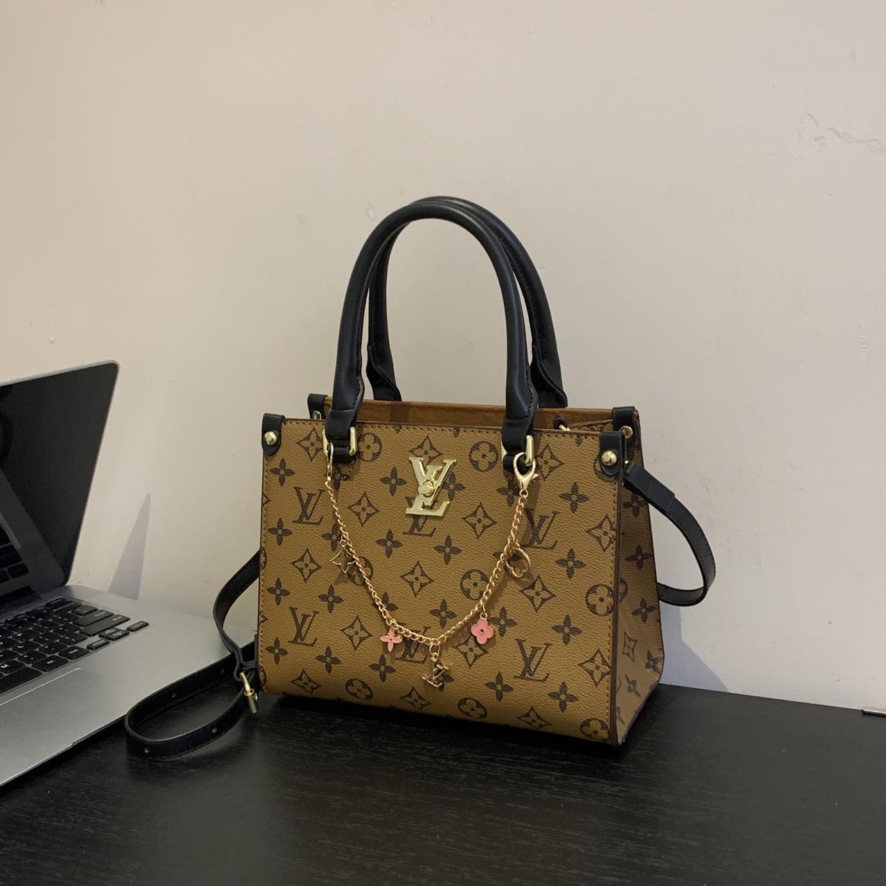 Louis vuitton handbag