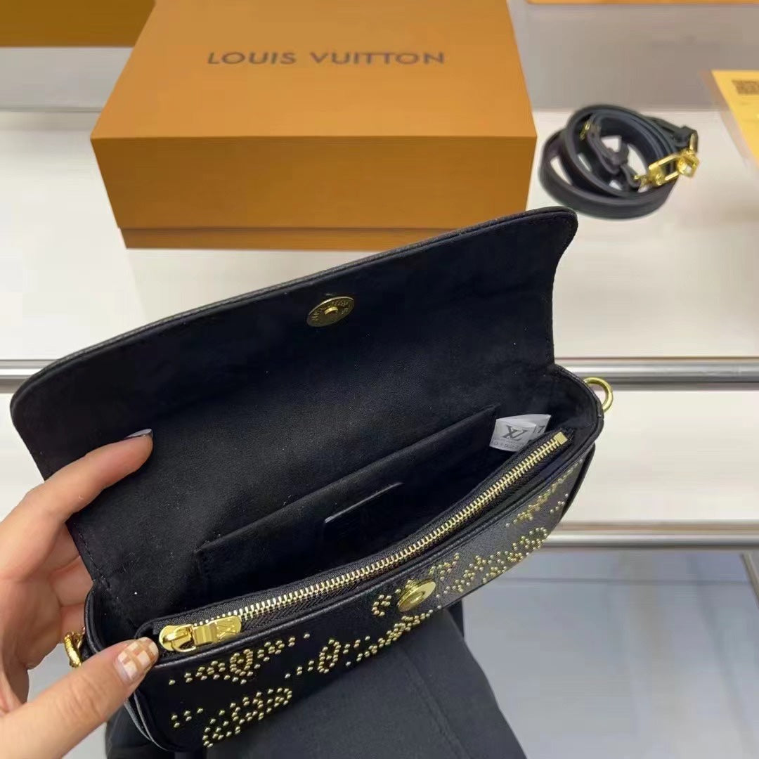 Louis vuitton handbag
