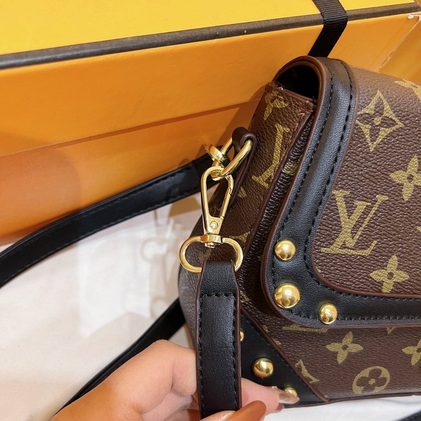 Louis vuitton handbag