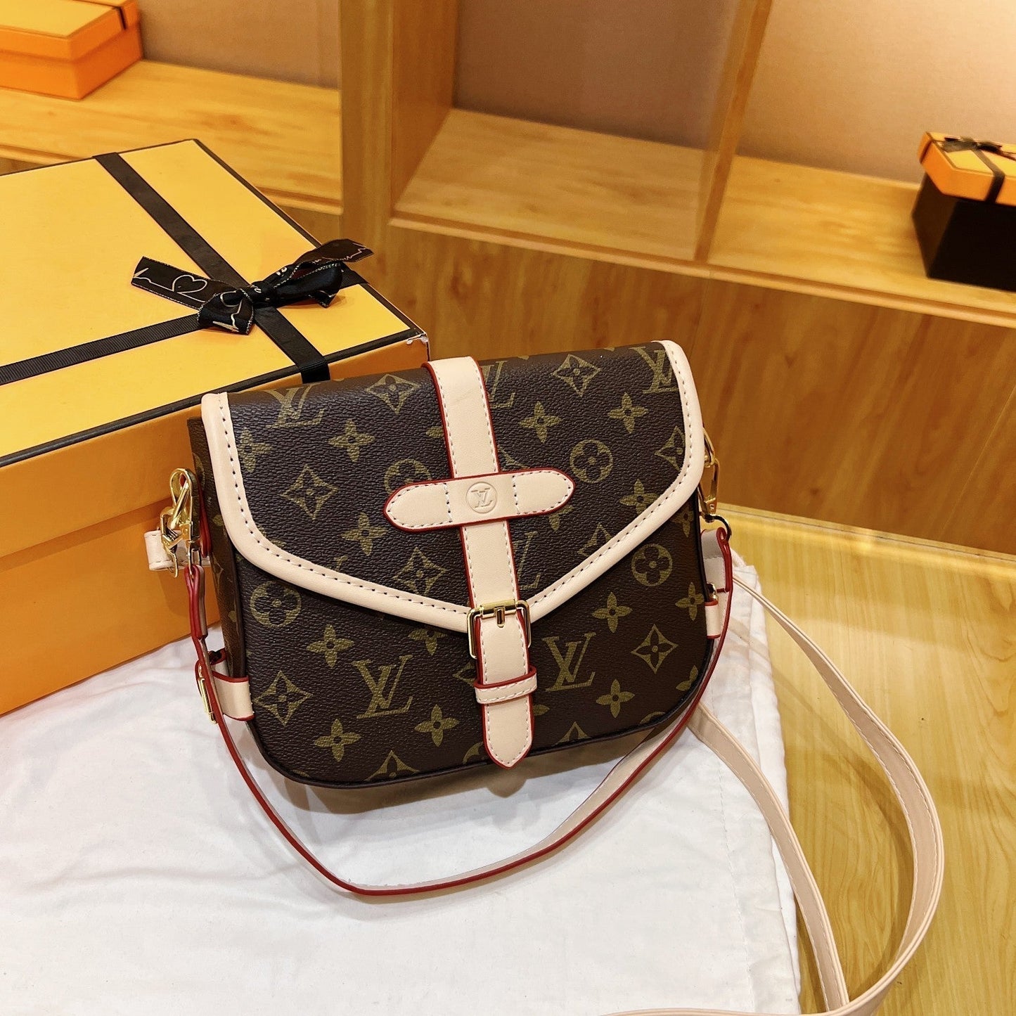 Louis vuitton handbag