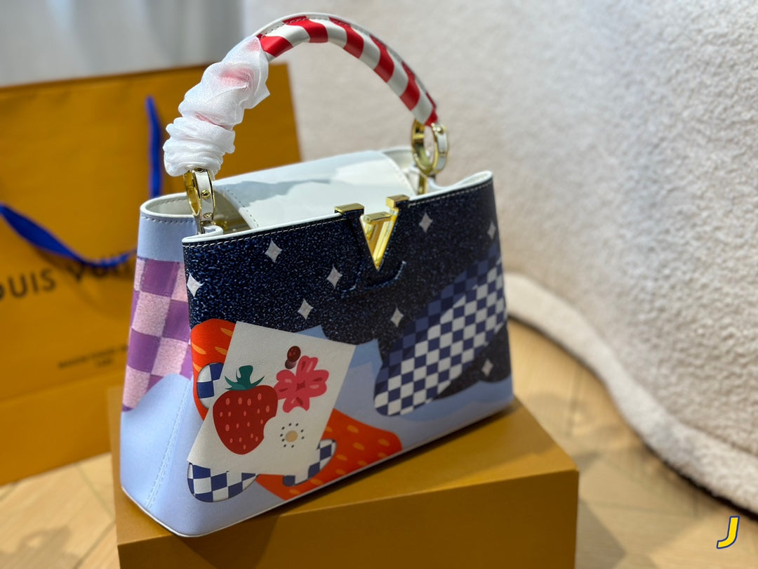 Louis Vuitton Capucines Handbag( 27cm snd 20cm)