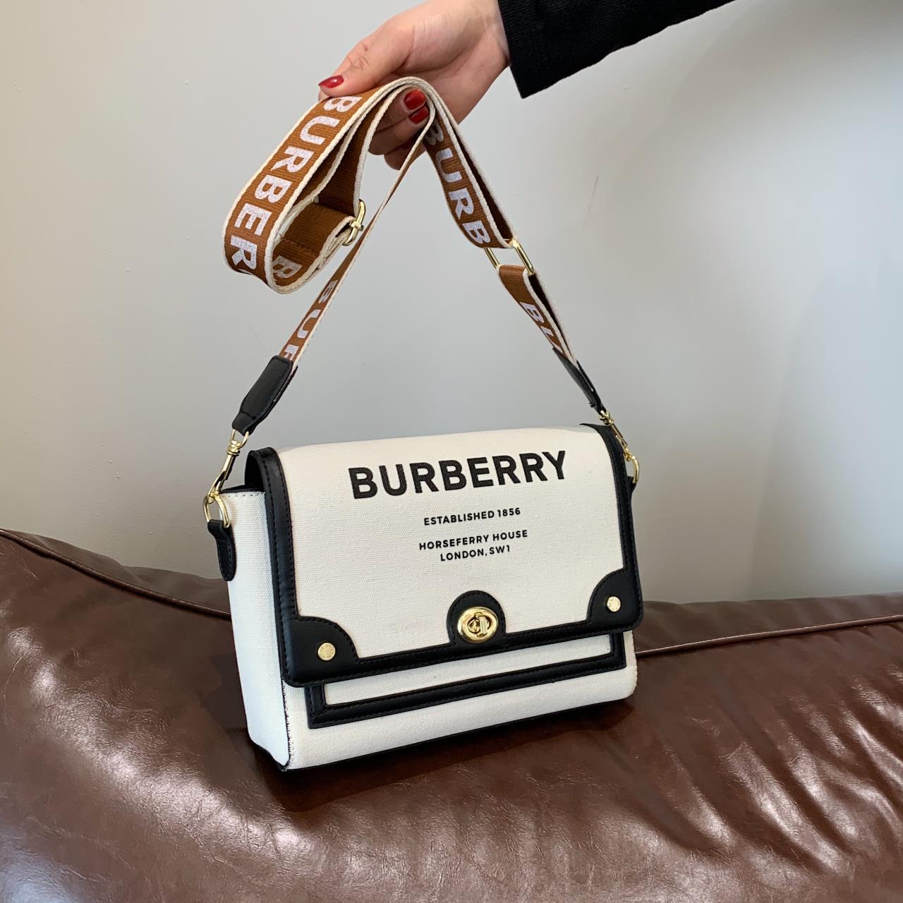 Gucci Handbags